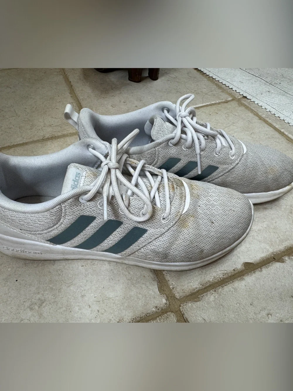 adidas cloudfoam comfort Light Gray Mesh Sneakers - White/Light Gray